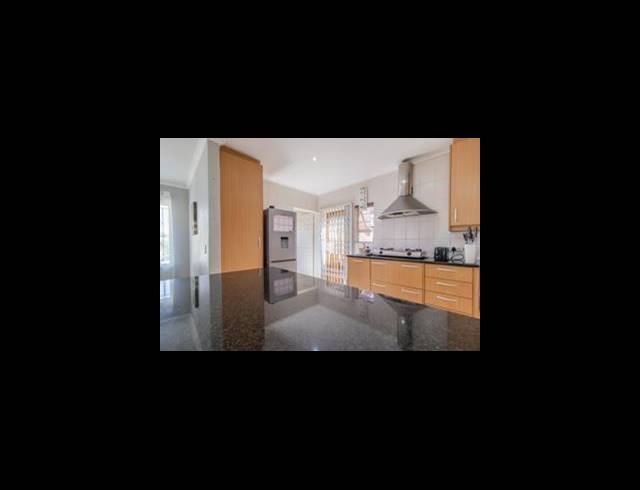 4 BEDROOM HOUSE FOR SALE IN GLENVISTA